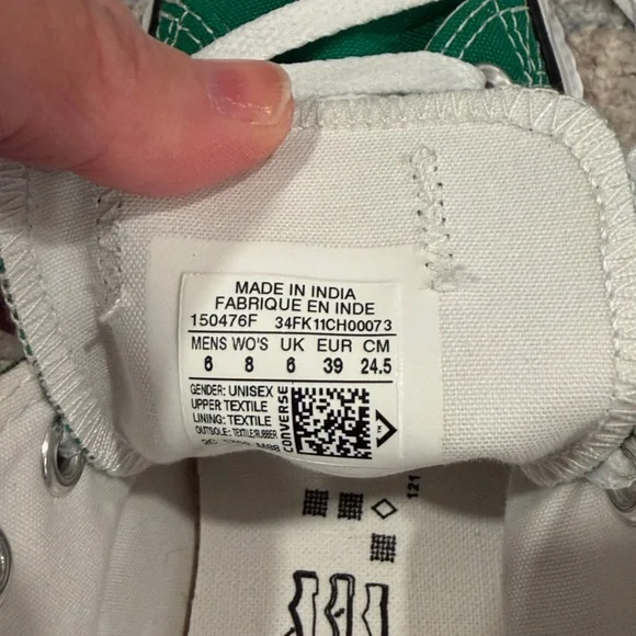 Brand new green converse - Picture 4 of 5